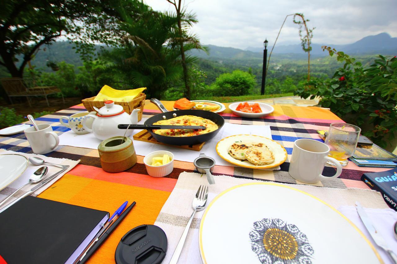 Bed and Breakfast Summit View Канди Экстерьер фото