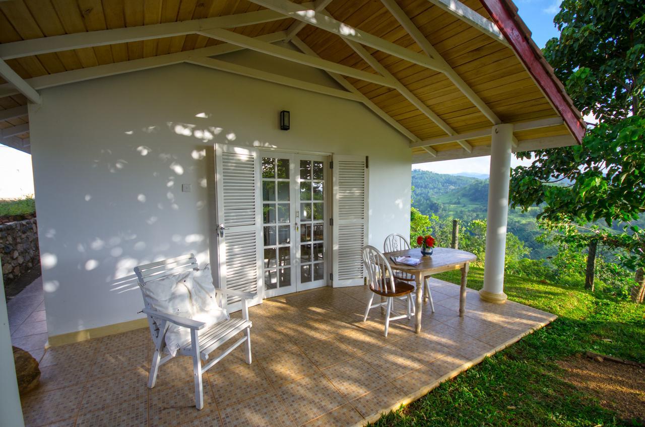 Bed and Breakfast Summit View Канди Экстерьер фото